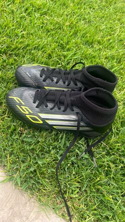 F50 Cleats,Size 3,Black with neon green color