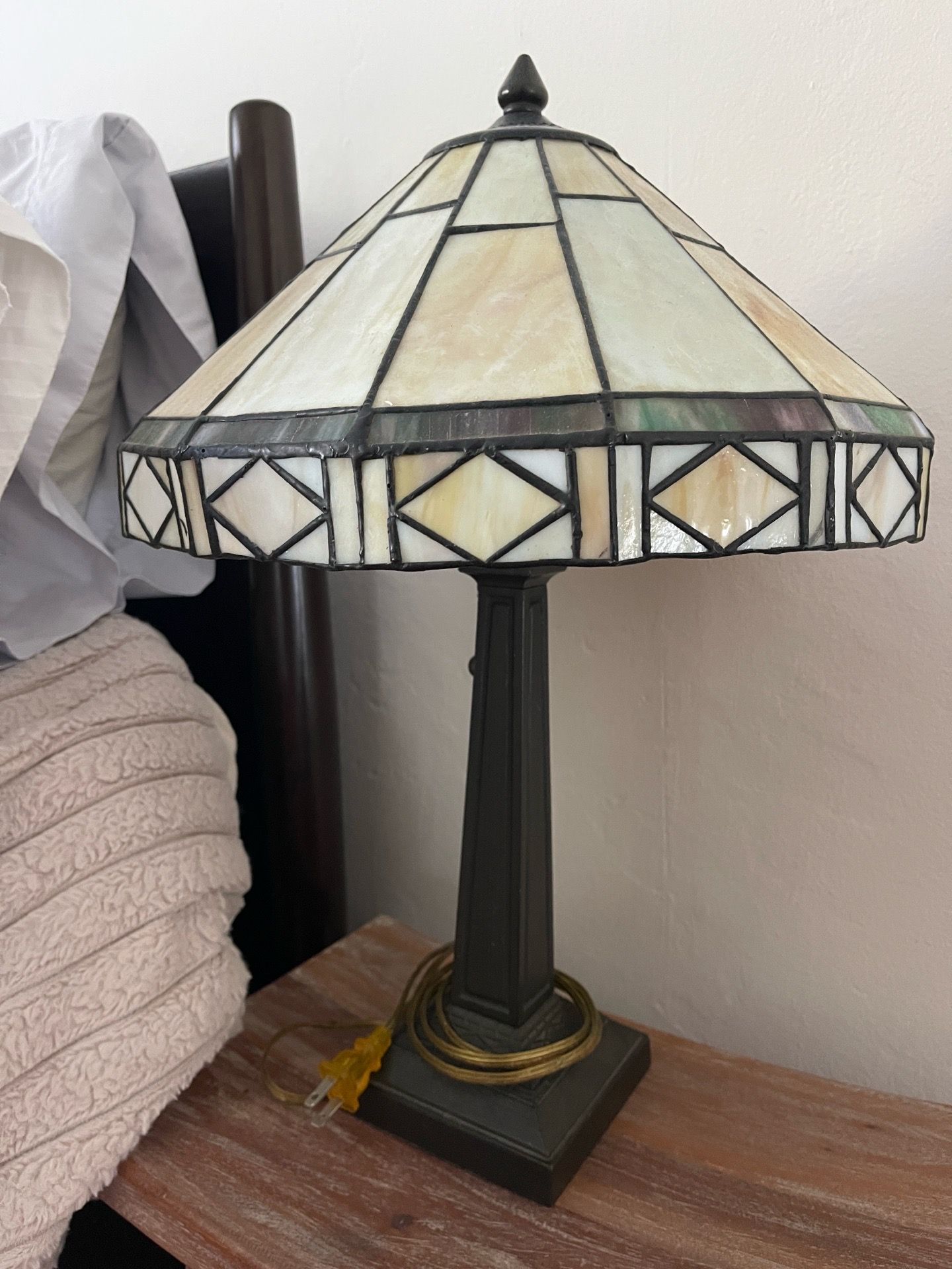 Tiffany Style Table Lamp