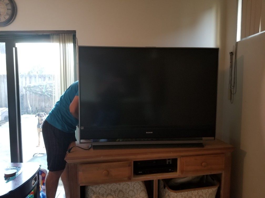 Sony Bravia 55-Inch 1080p Rear Projection HDTVSXRD KDS-55A3000