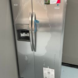 36” Stainless Steel Frigidaire Refrigerator