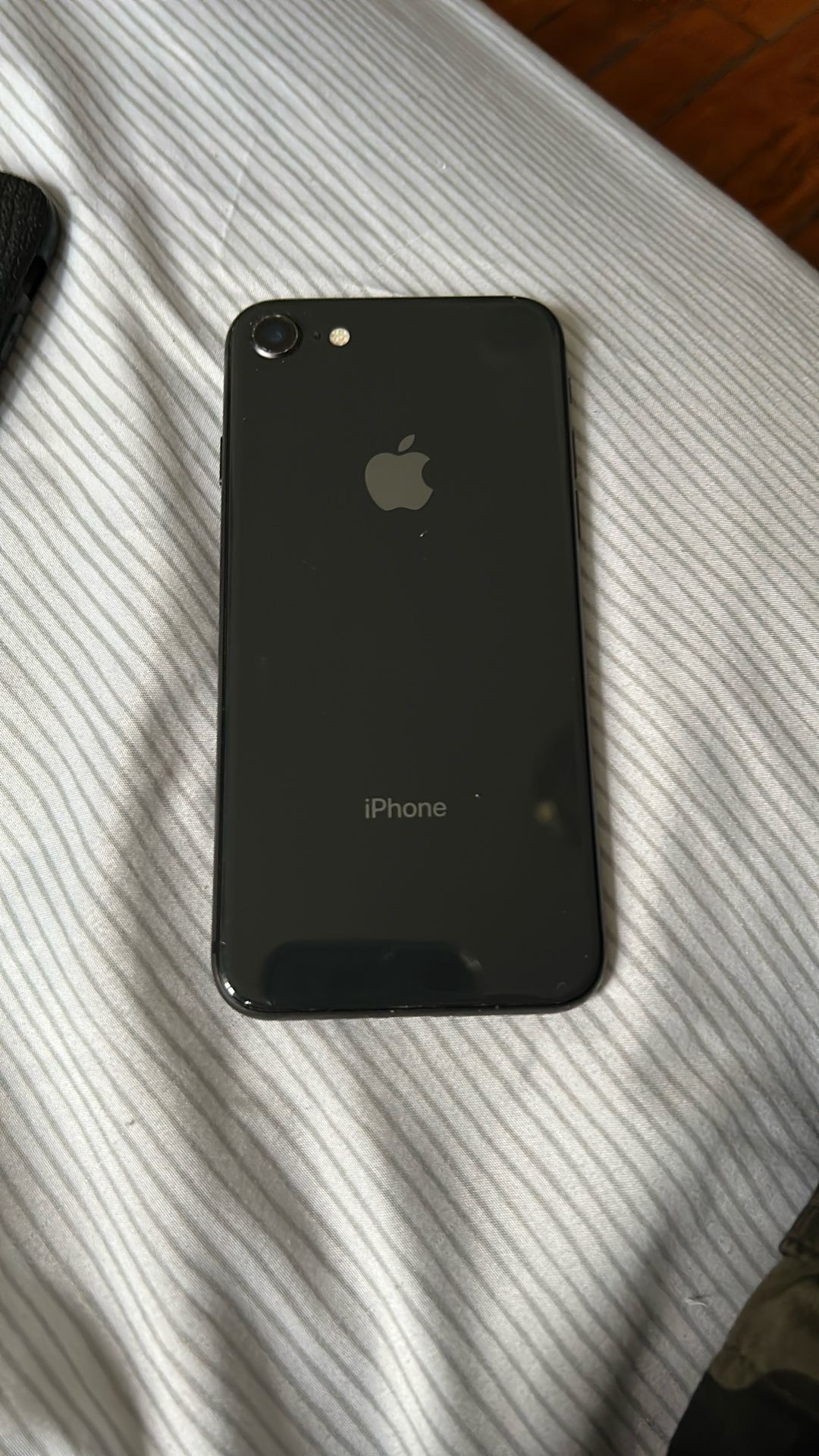 iPhone 8