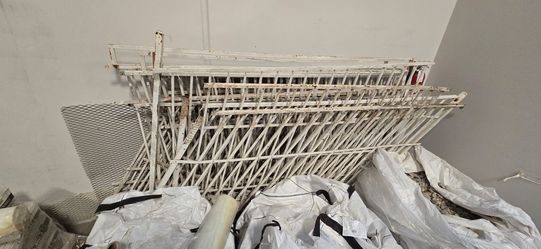 Wrought Iron Fence Panels Lot / Paneles de Cerca de Hierro Metal