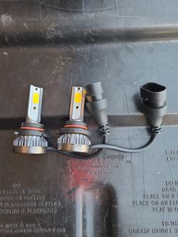 Brand new led headlight bulbs 9005/9145 3000k Yellow Color