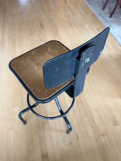 Workshop stool
