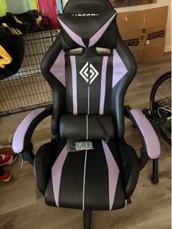 Gaming chair