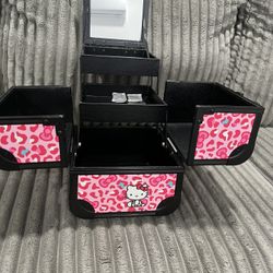 Hello Kitty Makeup Case