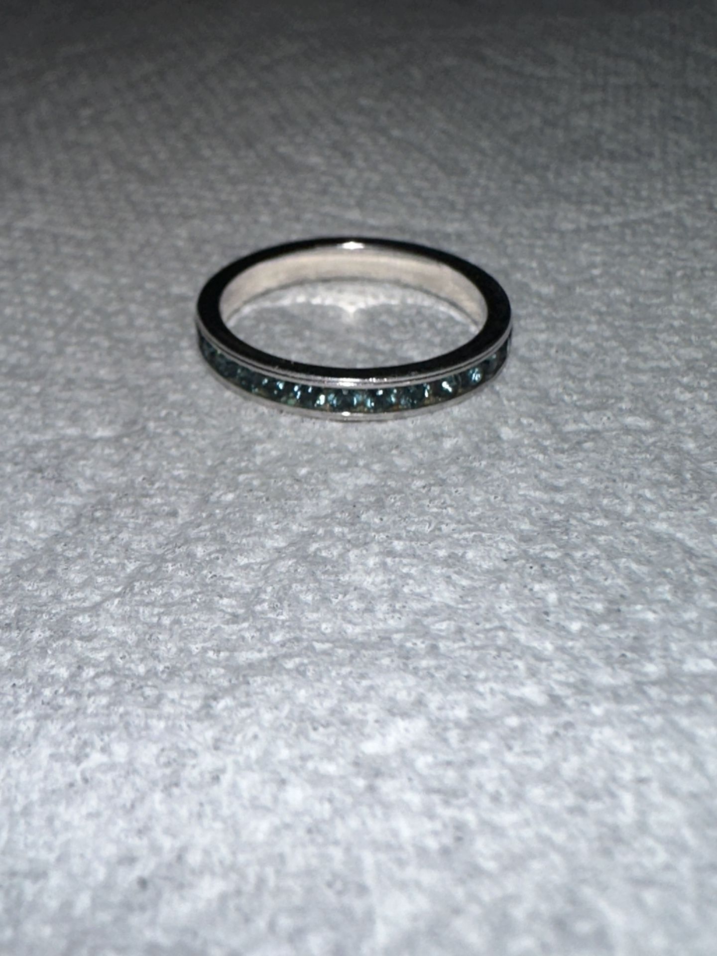 925 Sterling Ring With Stones Size 7 