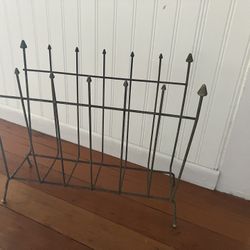 Vintage Mid Century Magazine Rack/LP Holder