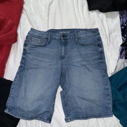 Clothes 4 Bucks For Each Thing 