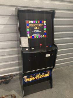 LIKE NEW 19-in-1 Standup Multicade Classic Video Arcade Game! On “Free Play” ready for home use! Plug & Play!   Only $595!   Has 19 of the most popula