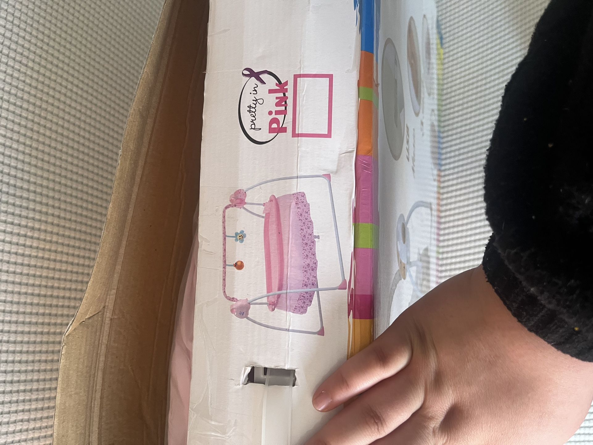 Baby Girl Bassinet