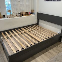 Full Bed with Twin Trundle