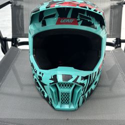 Youth MX helmet