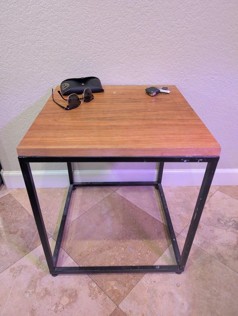 End Table Night Stand Pair