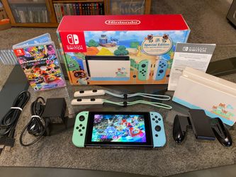 Nintendo Switch Animal Crossing Special Edition + Mario Kart 8