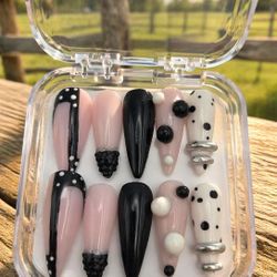 Handmade, Quality Press-on Nails 