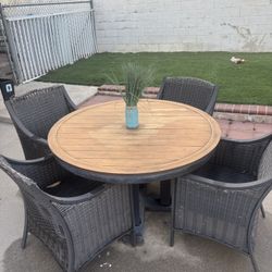 Patio set