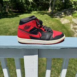 Air Jordan 1 Mid “Banned” (Black/White/Red) Size 8.5 Men’s 