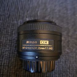 Nikon dx 35mm 1.8