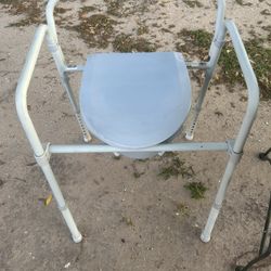 Toilet Chair 
