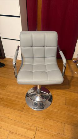 Bar Stool With Gray Cushion