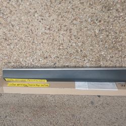 2020-22 Hyundai Palisade Left Front Door Molding 