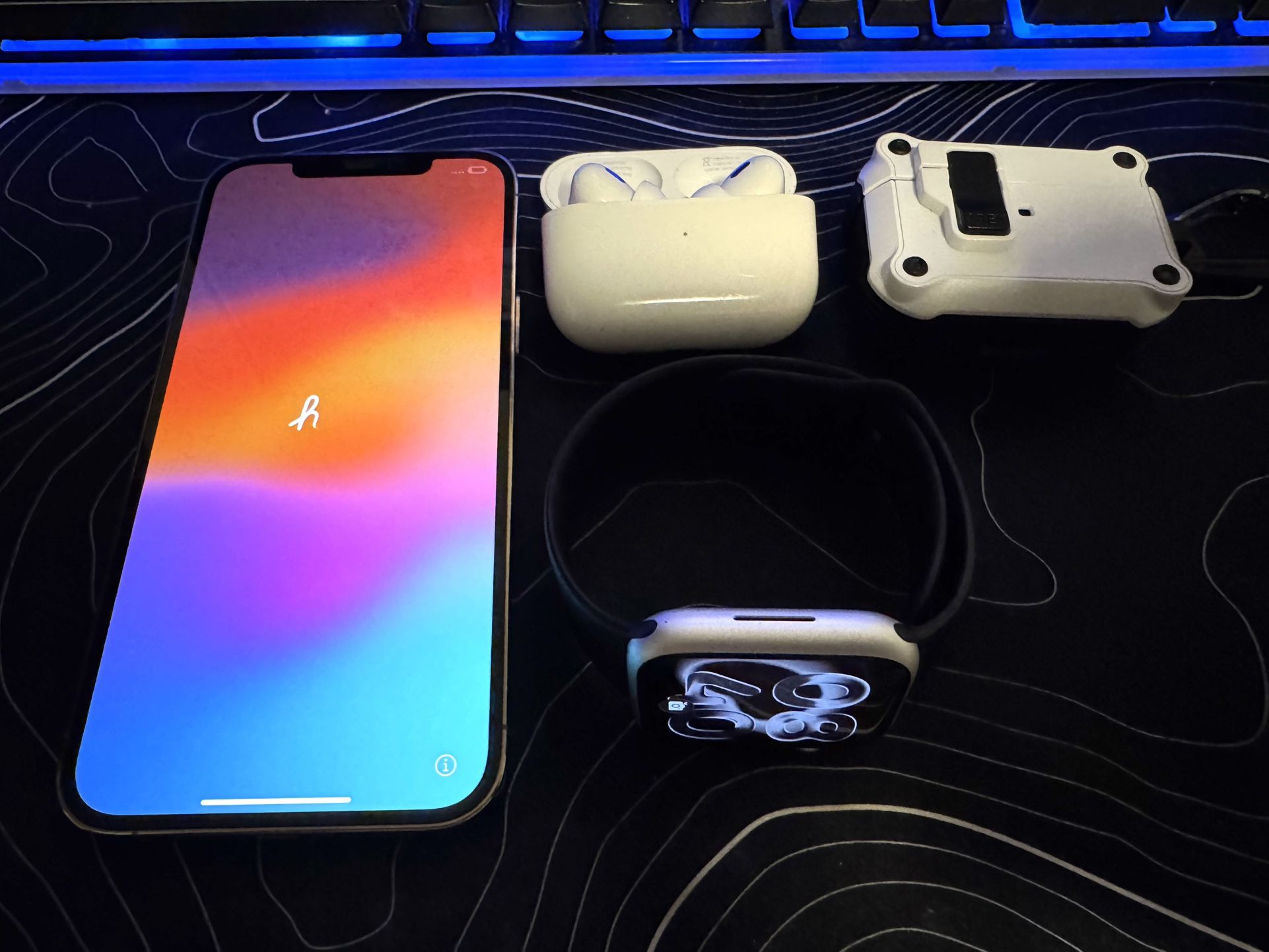 iPhone 12 Pro Max Gold 128GB Bundle