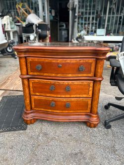 Single marble night stand