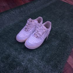 Nike Air Force 1 – Men’s Size 9, White