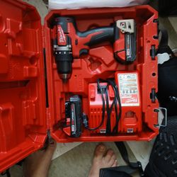New Milwaukee M18 18-Volt Lithium-Ion Brushless Cordless 1/2 in. Compact Drill/Driver Kit with (2) 2.0 Ah Batteries, Charger and Case And Drill Set