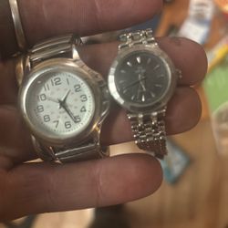 2 Working Women’s Watches 