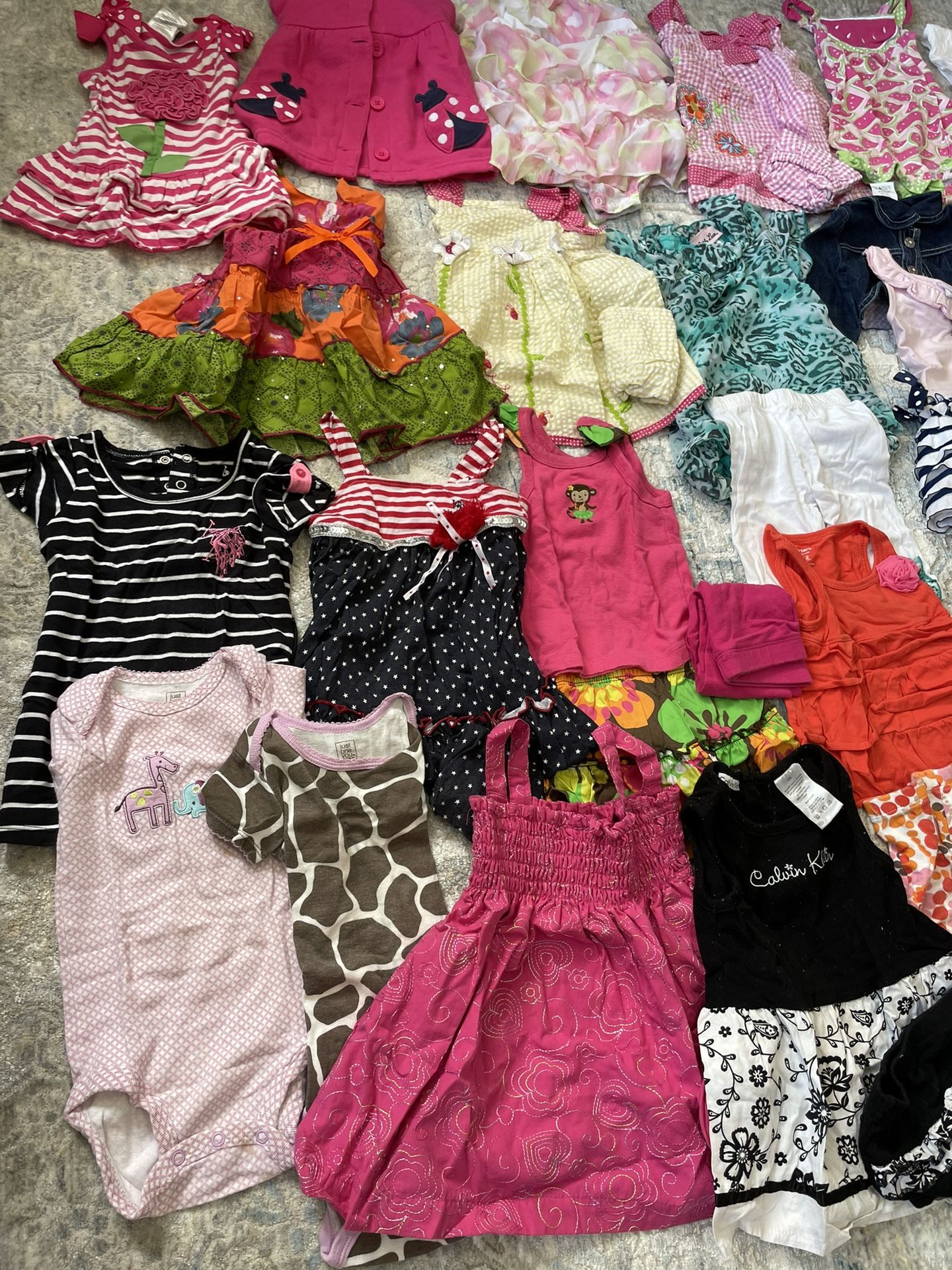 Gently Used Baby Girl 12 Months Clothes Bundle. for Sale in Murrieta ...