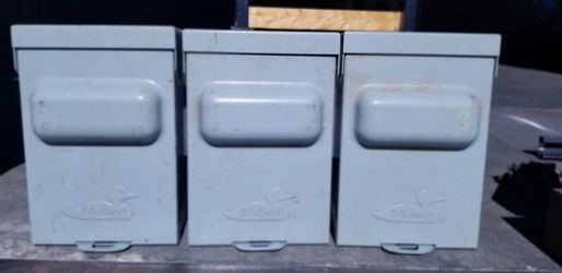 AC disconnect boxes