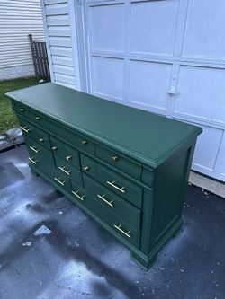 Rare 11-Drawer Dresser - Sherwin-Williams Rush Green with Gold Hardware for  Sale in Stafford, VA - OfferUp