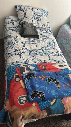 Twin bed