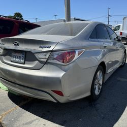 Hyundai Sonata 2012 For Parts ~ Battery - Bumper - Seats - Engine - Transmission - 