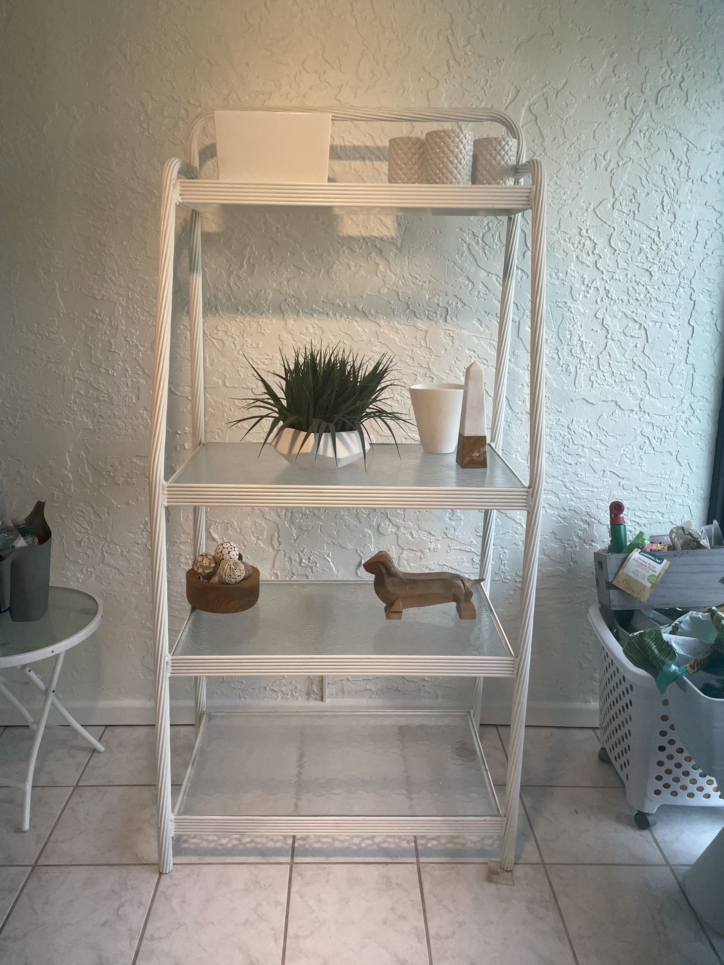Elegant Etagere Unit With Glass Shelves