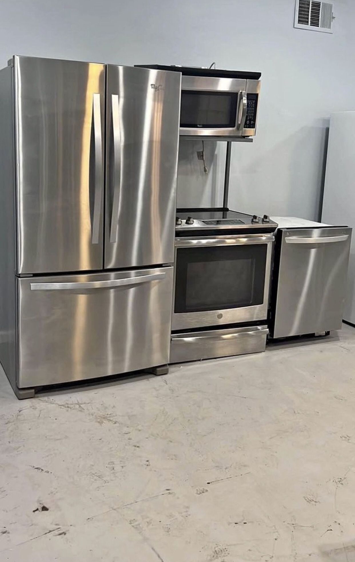 Stainless Steel Kitchen Appliances