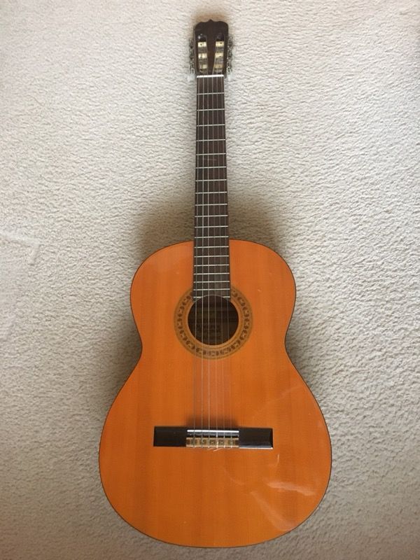 Alvarez Regent acoustic guitar model 4103 w/ case