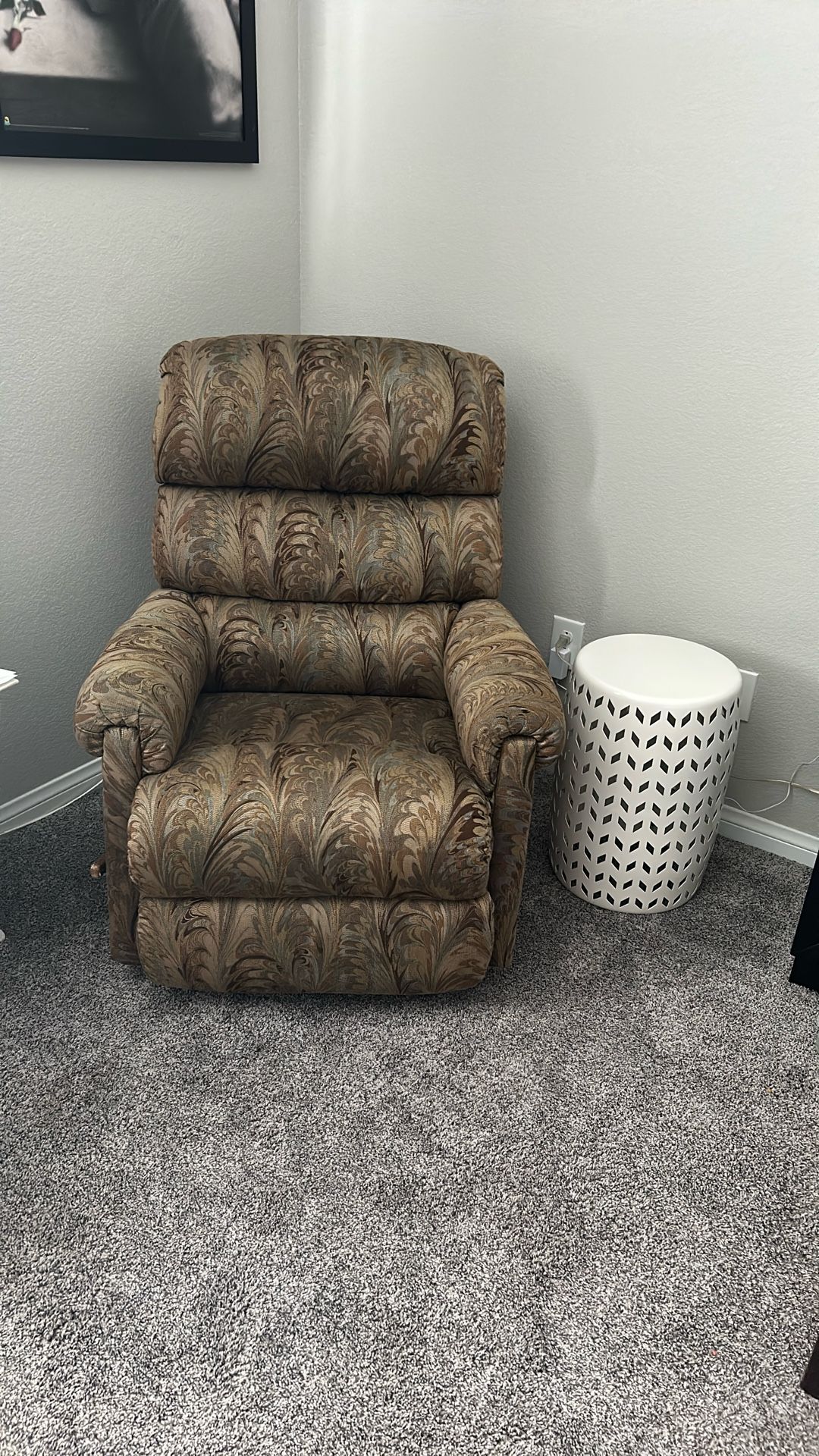 Recliner Chair