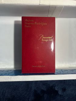 Baccarat rouge 540 cologne