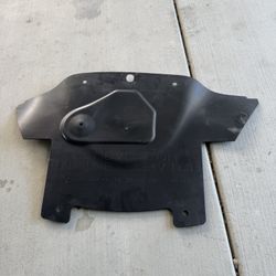 Dodge Challenger 2016 Lower Engine Cover