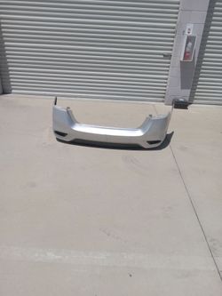 13 to 15 rear bumper nissan sentra ( oem)