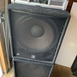 2 Subwoofer JBL18 With The Amp QSC GX7 1000wats 