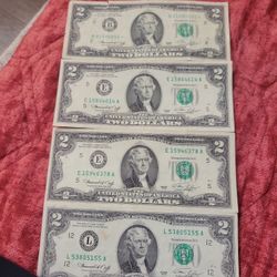 1976 TWO Dollar Vill 