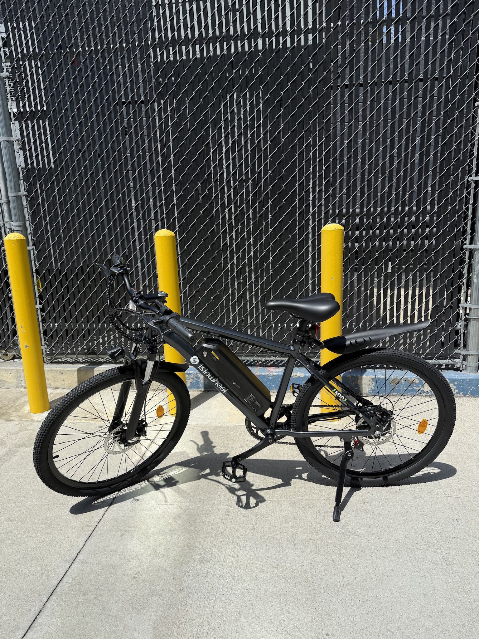 750 W E-bike 20 MPH Removable Battery 55 Miles