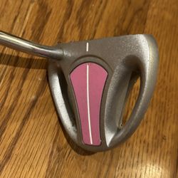 CG- Women’s High Center Of Gravity Golf Club Putter 
