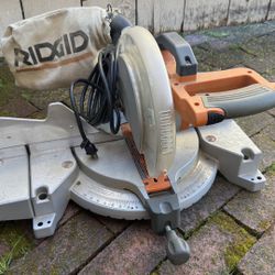 Rigid 10” Compound Miter Saw