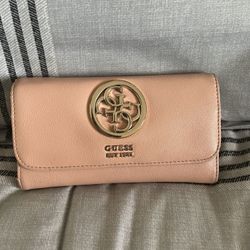 Guess wallet 