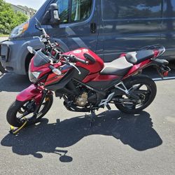2018 Honda CB300F